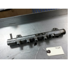 101S009 Left Fuel Rail For 11-16 Chevrolet Silverado 2500 HD  6.6 12651989 Duramax Diesel